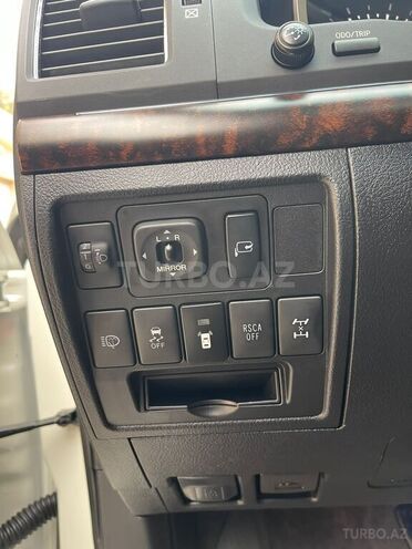 Toyota Land Cruiser 2013, 150,800 km - 4.6 l - Bakı