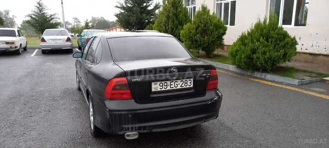 Opel Vectra 2001, 232,000 km - 1.8 л - Qəbələ