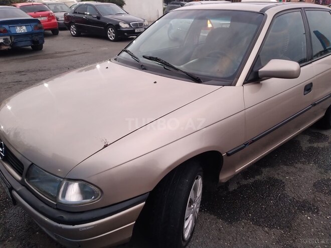 Opel Astra 1996, 387,390 km - 1.6 l - Bakı