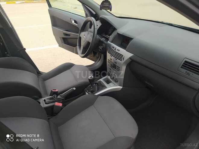 Opel Astra 2010, 330,000 km - 1.3 l - Sumqayıt