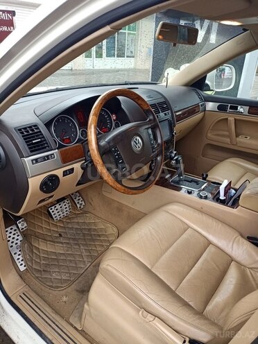 Volkswagen Touareg 2008, 240,000 km - 3.6 л - Göyçay