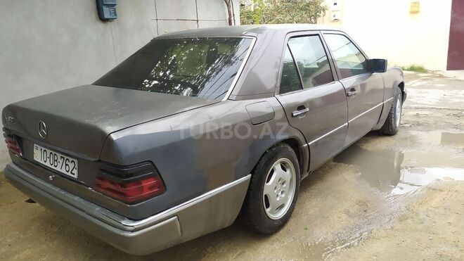 Mercedes E 200 1991, 345,852 km - 2.0 l - Bakı