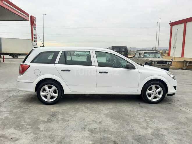 Opel Astra 2009, 143,000 km - 1.4 l - Bakı