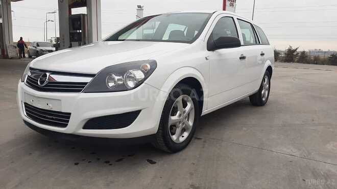 Opel Astra 2009, 143,000 km - 1.4 l - Bakı