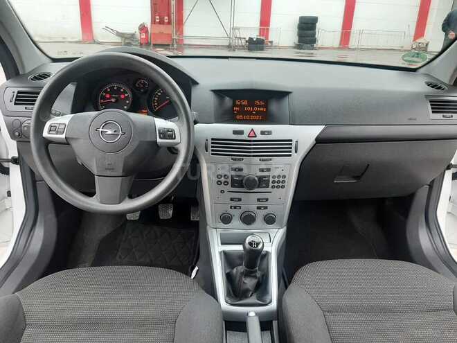 Opel Astra 2009, 143,000 km - 1.4 l - Bakı