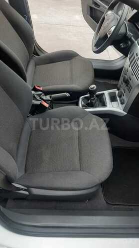 Opel Astra 2009, 143,000 km - 1.4 l - Bakı