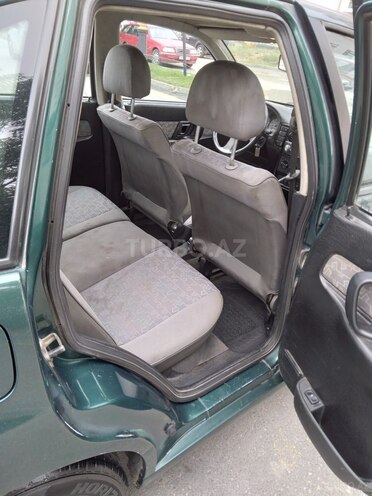 Volkswagen Polo 1995, 26,000 km - 1.6 l - Bakı