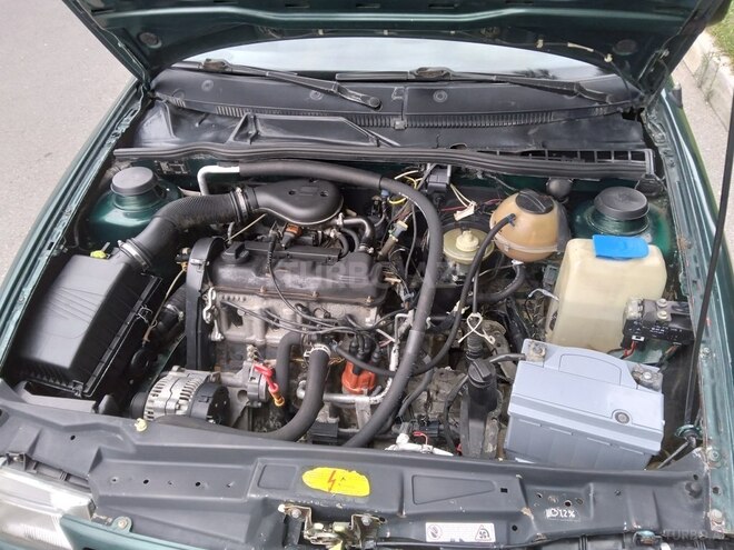 Volkswagen Polo 1995, 26,000 km - 1.6 l - Bakı