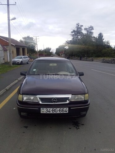 Opel Vectra 1994, 123,456 km - 1.8 l - Qax