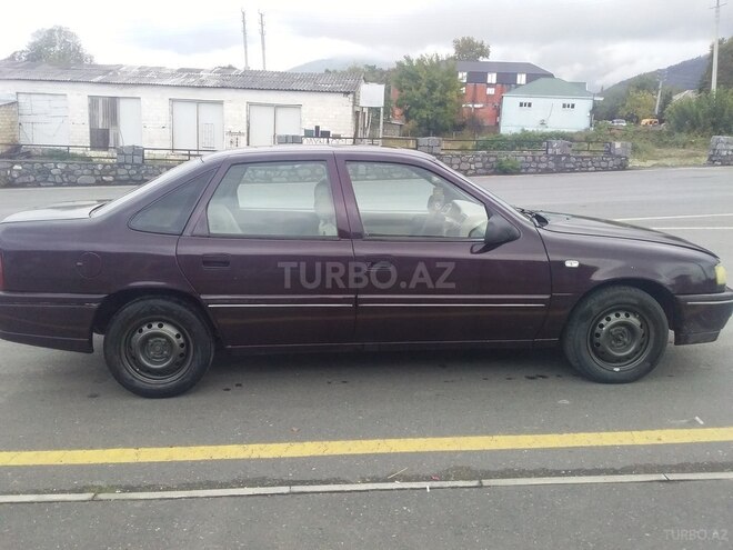Opel Vectra 1994, 123,456 km - 1.8 l - Qax