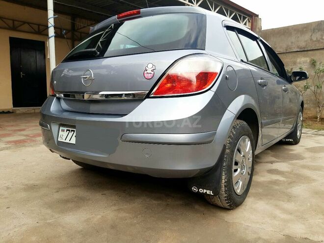 Opel Astra 2006, 176,000 km - 1.4 l - Bakı