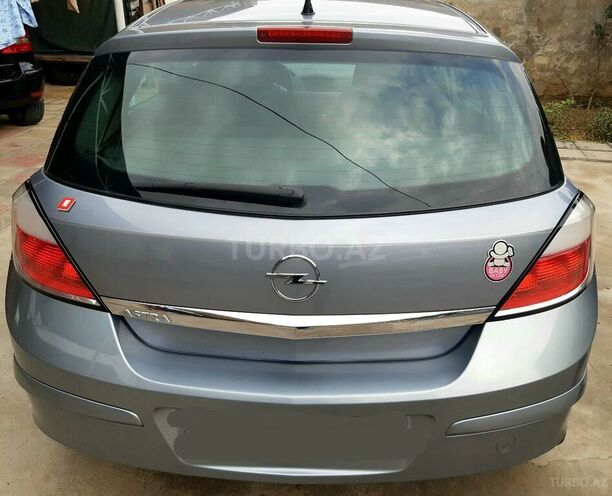 Opel Astra 2006, 176,000 km - 1.4 l - Bakı