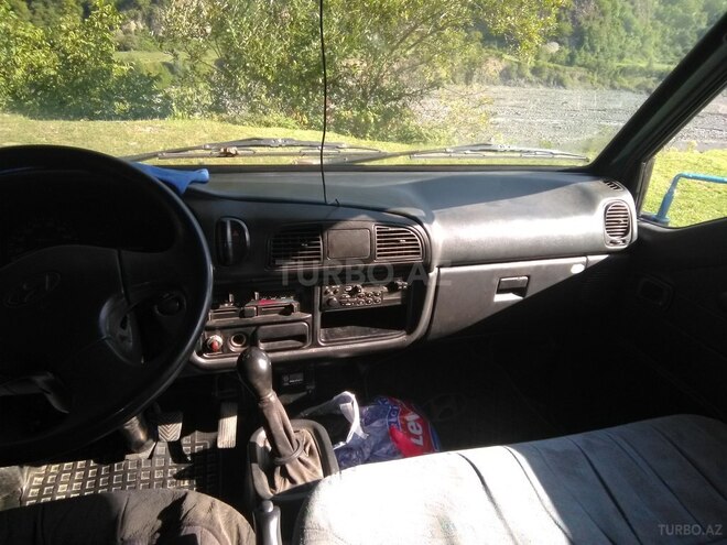 Hyundai H 100 1999, 264,627 km - 2.5 l - Qax