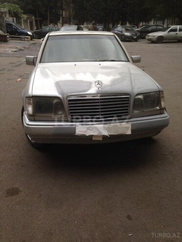 Mercedes E 200 1995, 350,000 km - 2.0 л - Bakı