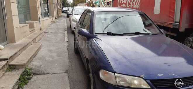 Opel Vectra 1996, 327,000 km - 2.0 l - Bakı