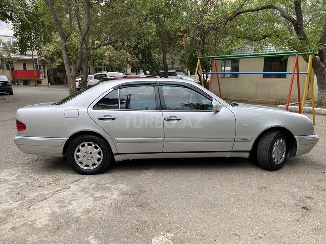 Mercedes E 230 1995, 407,000 km - 2.4 l - Bakı