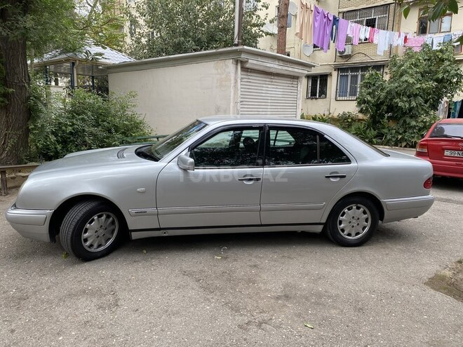 Mercedes E 230 1995, 407,000 km - 2.4 l - Bakı