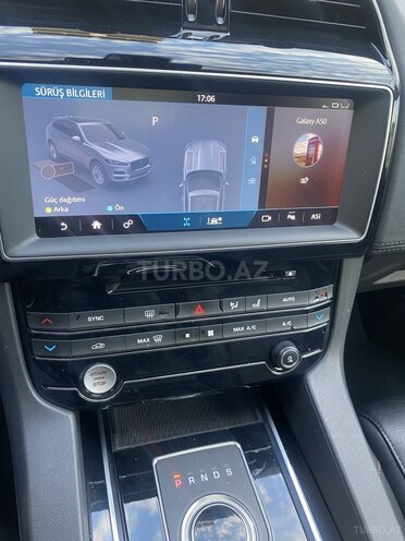 Jaguar F-Pace 2018, 54,000 km - 2.0 l - Bakı