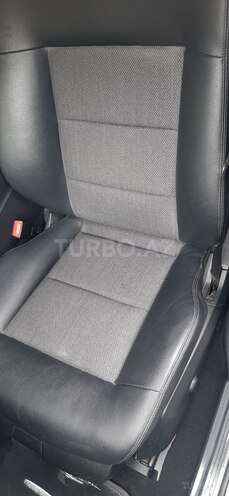 Mercedes E 300 2010, 67,000 km - 3.0 л - Bakı
