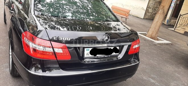 Mercedes E 300 2010, 67,000 km - 3.0 л - Bakı