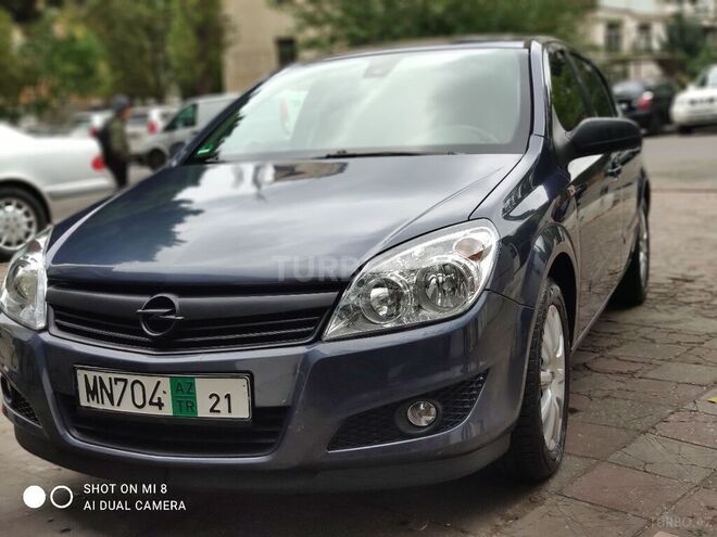 Opel Astra 2009, 168,750 km - 1.4 л - Bakı
