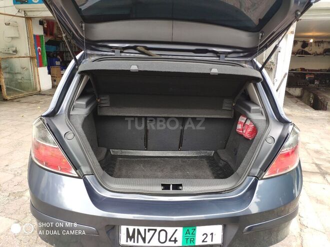 Opel Astra 2009, 168,750 km - 1.4 л - Bakı