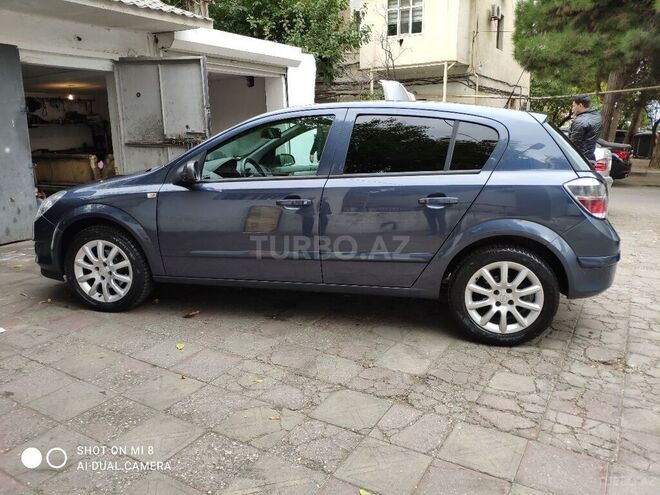 Opel Astra 2009, 168,750 km - 1.4 л - Bakı