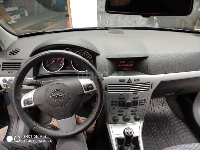 Opel Astra 2009, 168,750 km - 1.4 л - Bakı