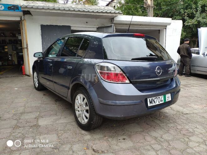 Opel Astra 2009, 168,750 km - 1.4 л - Bakı