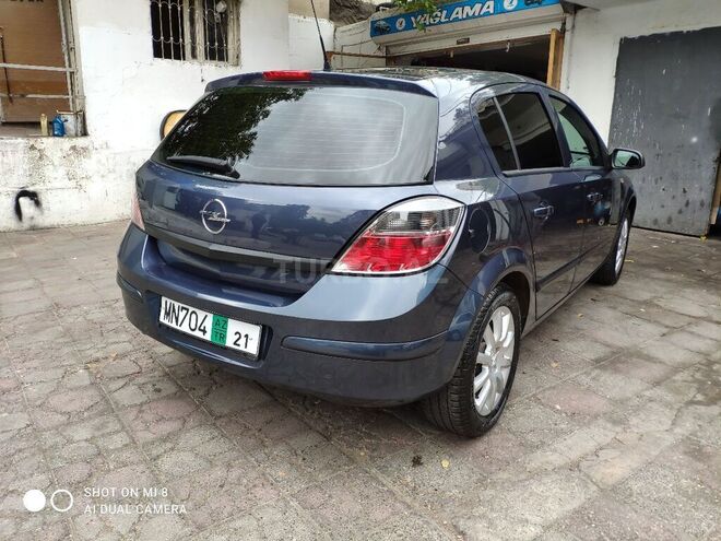 Opel Astra 2009, 168,750 km - 1.4 л - Bakı