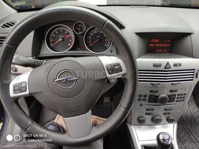 Opel Astra 2009, 168,750 km - 1.4 л - Bakı