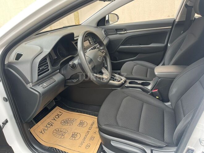 Hyundai Elantra 2019, 80,600 km - 1.6 л - Bakı