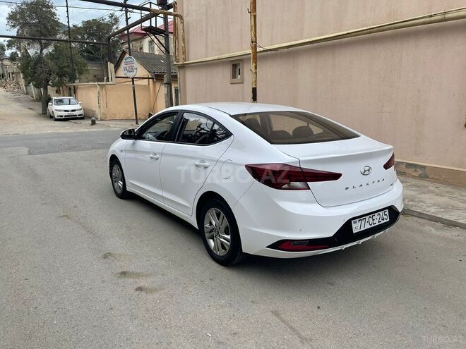 Hyundai Elantra 2019, 80,600 km - 1.6 л - Bakı