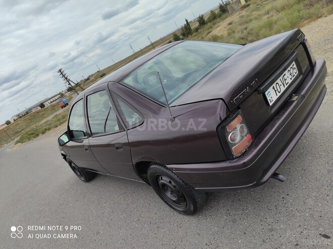 Opel Vectra 1992, 243,586 km - 1.6 l - Bakı