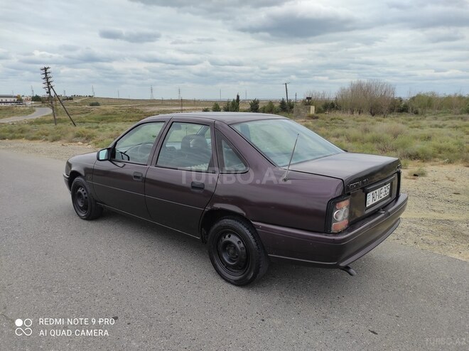 Opel Vectra 1992, 243,586 km - 1.6 l - Bakı