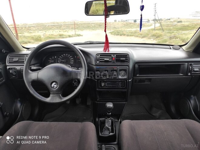 Opel Vectra 1992, 243,586 km - 1.6 l - Bakı