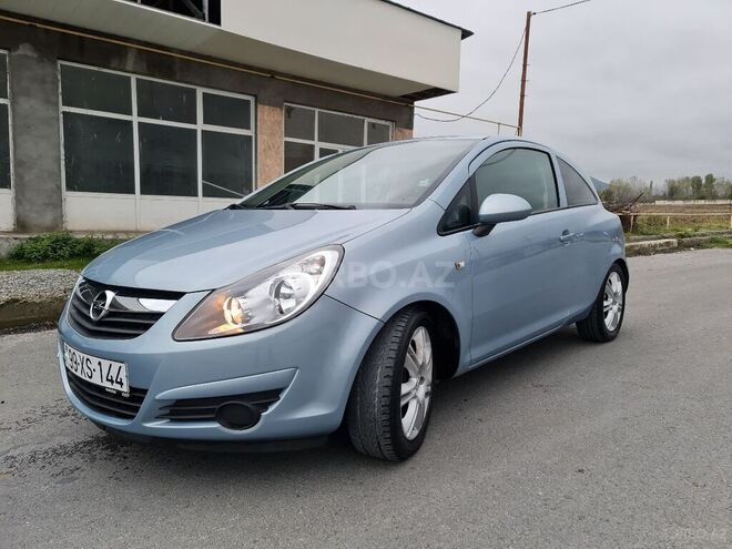 Opel Corsa 2008, 199,000 km - 1.4 l - Şəki