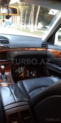 Mercedes E 320 2004, 272,000 km - 3.2 l - Bakı