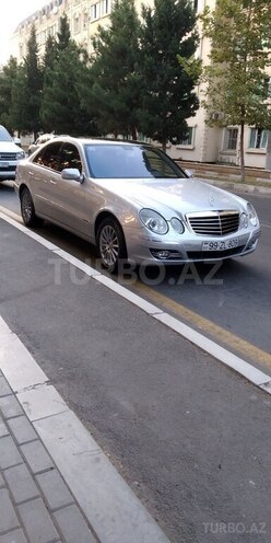 Mercedes E 320 2004, 272,000 km - 3.2 l - Bakı