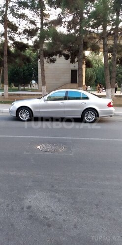 Mercedes E 320 2004, 272,000 km - 3.2 l - Bakı