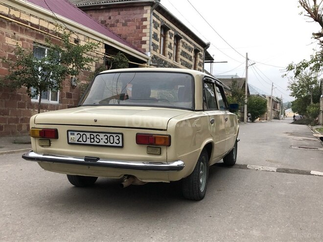 LADA (VAZ) 21011 1979, 300,000 km - 1.6 л - Göygöl