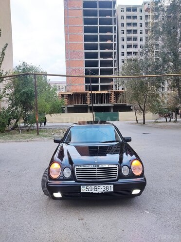 Mercedes E 240 1998, 325,000 km - 2.4 л - Sumqayıt
