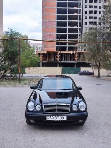 Mercedes E 240 1998, 325,000 km - 2.4 л - Sumqayıt