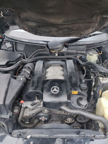Mercedes E 240 1998, 325,000 km - 2.4 л - Sumqayıt