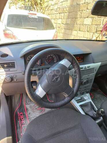 Opel Astra 2010, 230,000 km - 1.4 л - Bakı
