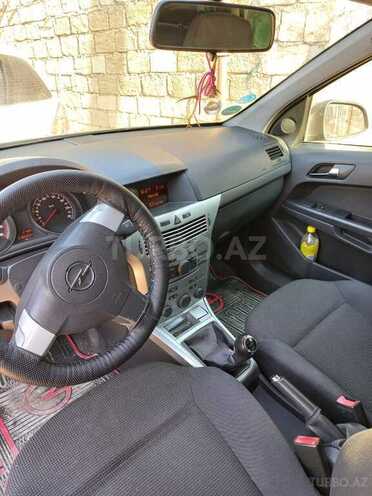 Opel Astra 2010, 230,000 km - 1.4 л - Bakı
