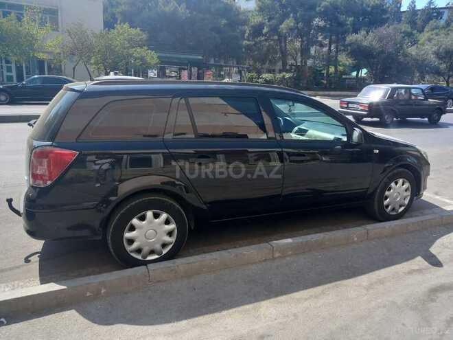 Opel Astra 2010, 230,000 km - 1.4 л - Bakı