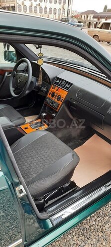 Mercedes C 280 1995, 310,000 km - 2.8 l - Gəncə