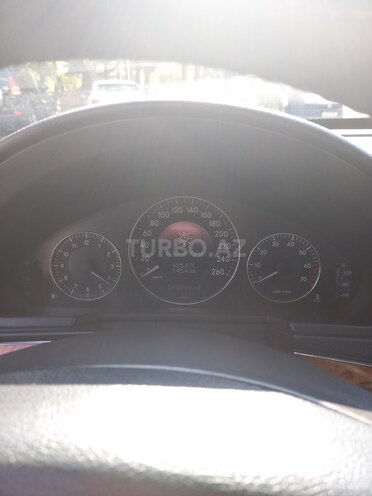 Mercedes E 240 2002, 303,215 km - 2.6 l - Bakı