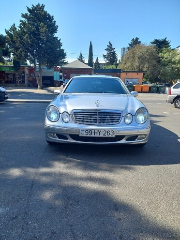 Mercedes E 240 2002, 303,215 km - 2.6 l - Bakı